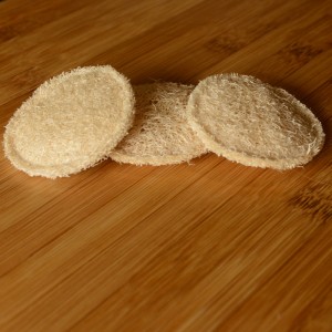 disque peeling facial en luffa - article de salle de bain - Floreleï